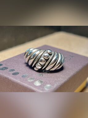 Silpada Beaded Dome Ring